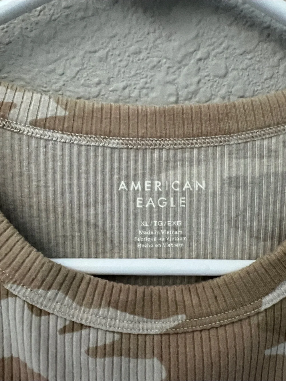American Eagle Outfitters Kids XL Beige & Cream Camo Ribbed Short-Sleeve Tee